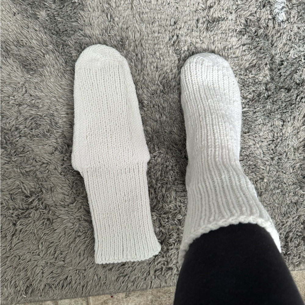 Cozy White Knit Socks